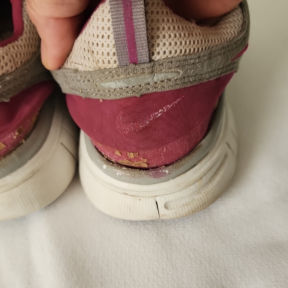 Nike Women's Gray and Pink Sneakers - Picture 2 of 12